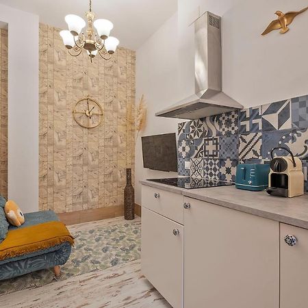 Saint Ferdinand Apartment อาลิกันเต ภายนอก รูปภาพ