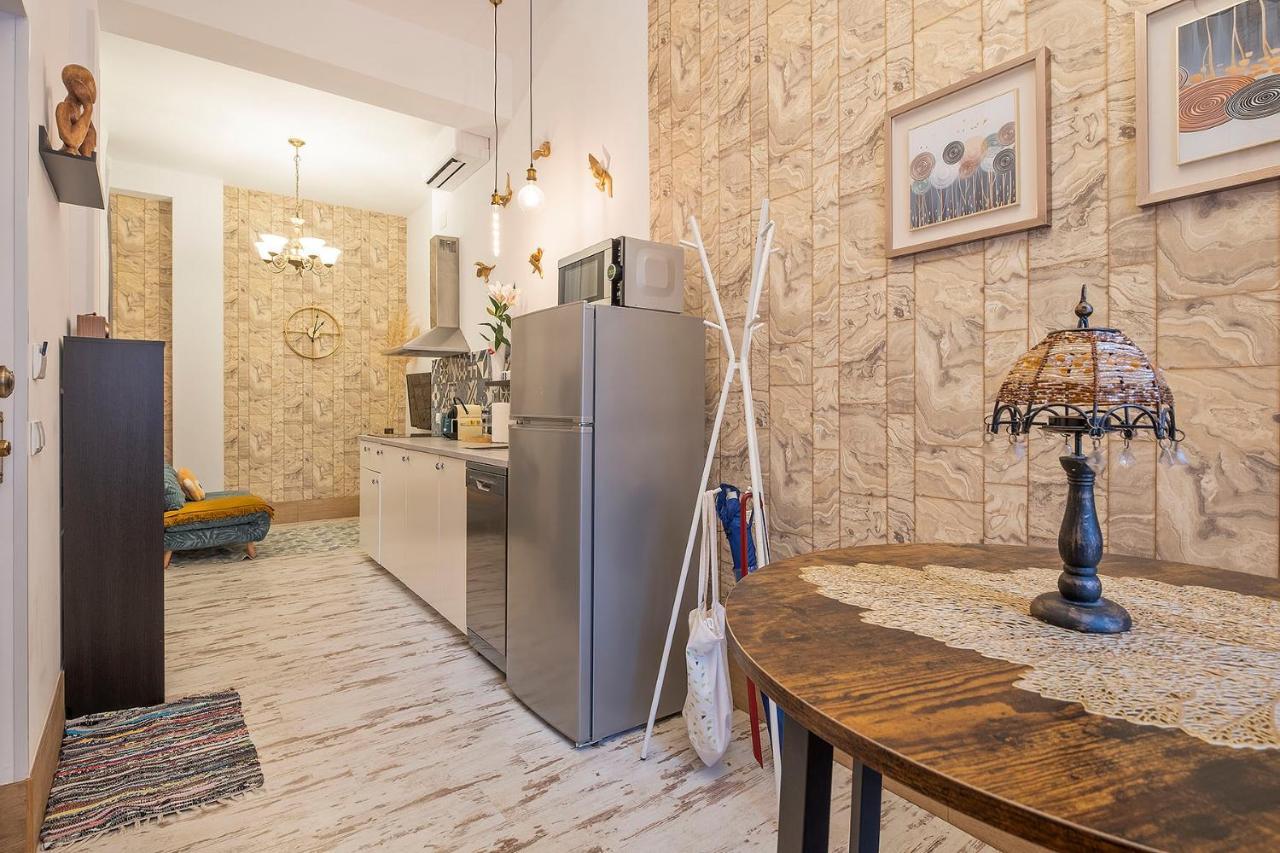 Saint Ferdinand Apartment อาลิกันเต ภายนอก รูปภาพ