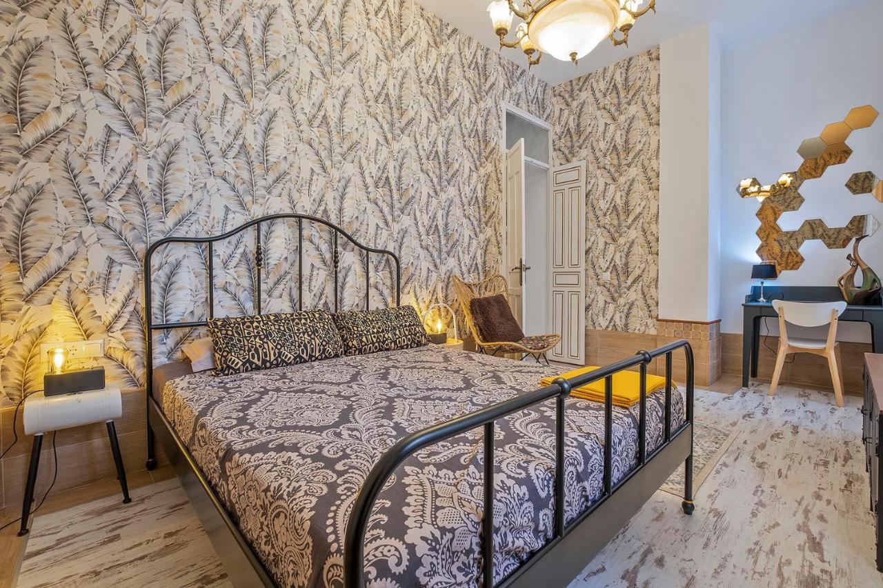 Saint Ferdinand Apartment อาลิกันเต ภายนอก รูปภาพ