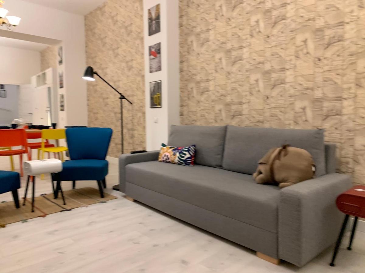 Saint Ferdinand Apartment อาลิกันเต ภายนอก รูปภาพ