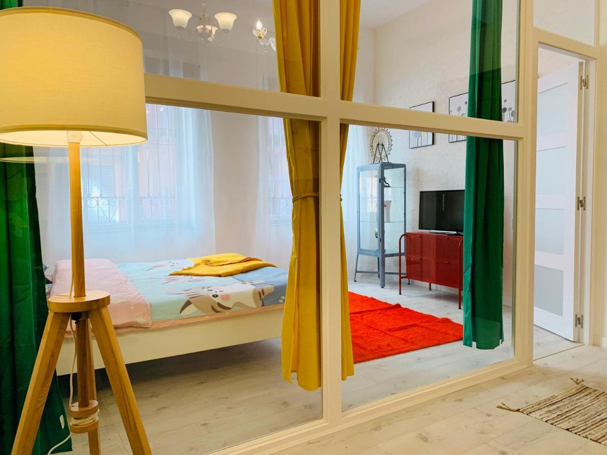Saint Ferdinand Apartment อาลิกันเต ภายนอก รูปภาพ