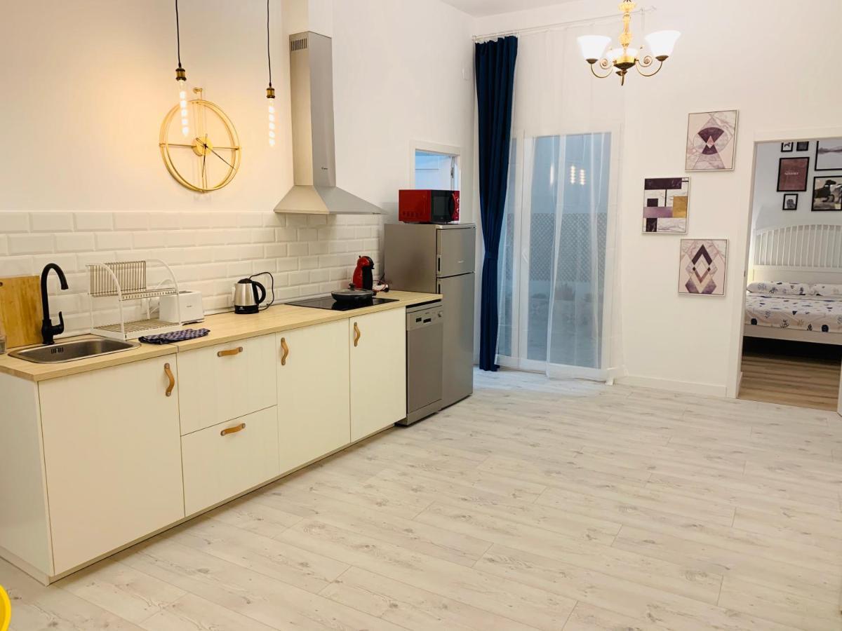Saint Ferdinand Apartment อาลิกันเต ภายนอก รูปภาพ